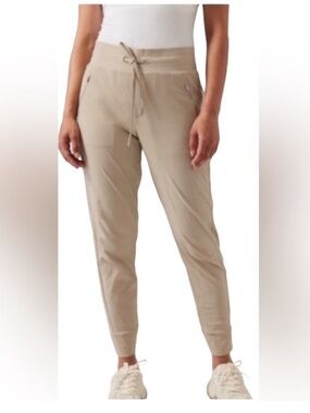Athleta Trekkie Mid Rise‎ Legacy Jogger